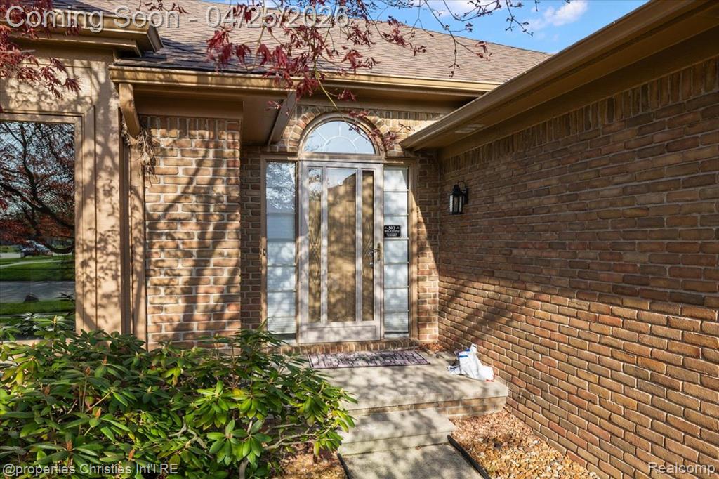 50053 Middle River Drive, Macomb, MI 48044 — Photo 4