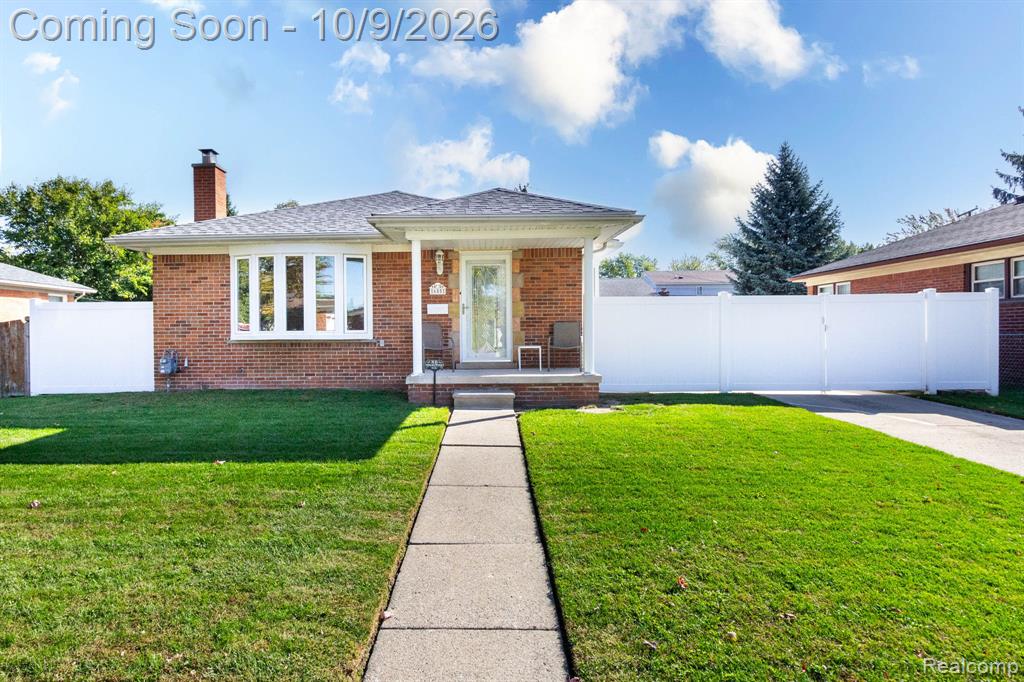 655 5th Street, Wyandotte, MI 48192