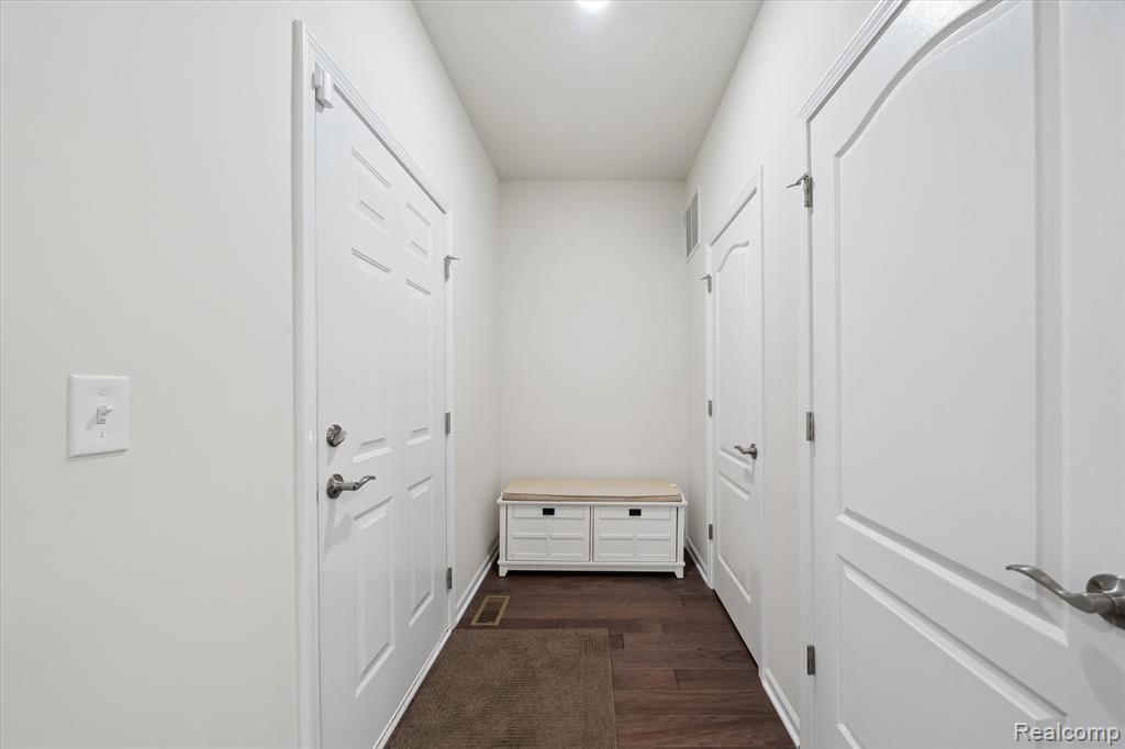 40633 Azalea Drive, Clinton Twp, MI 48036 — Photo 10