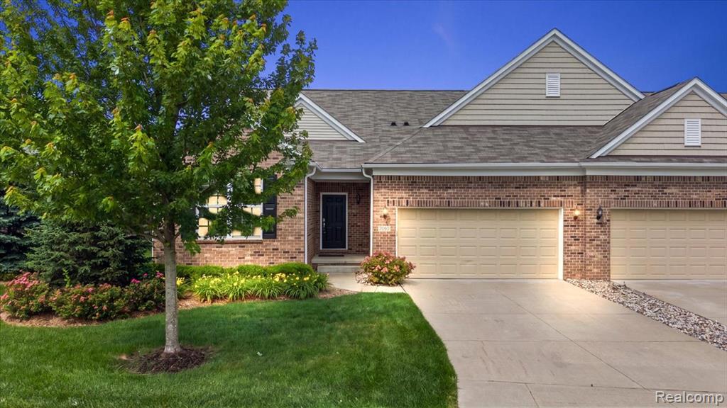 2060 Trimble Street, Lake Orion, MI