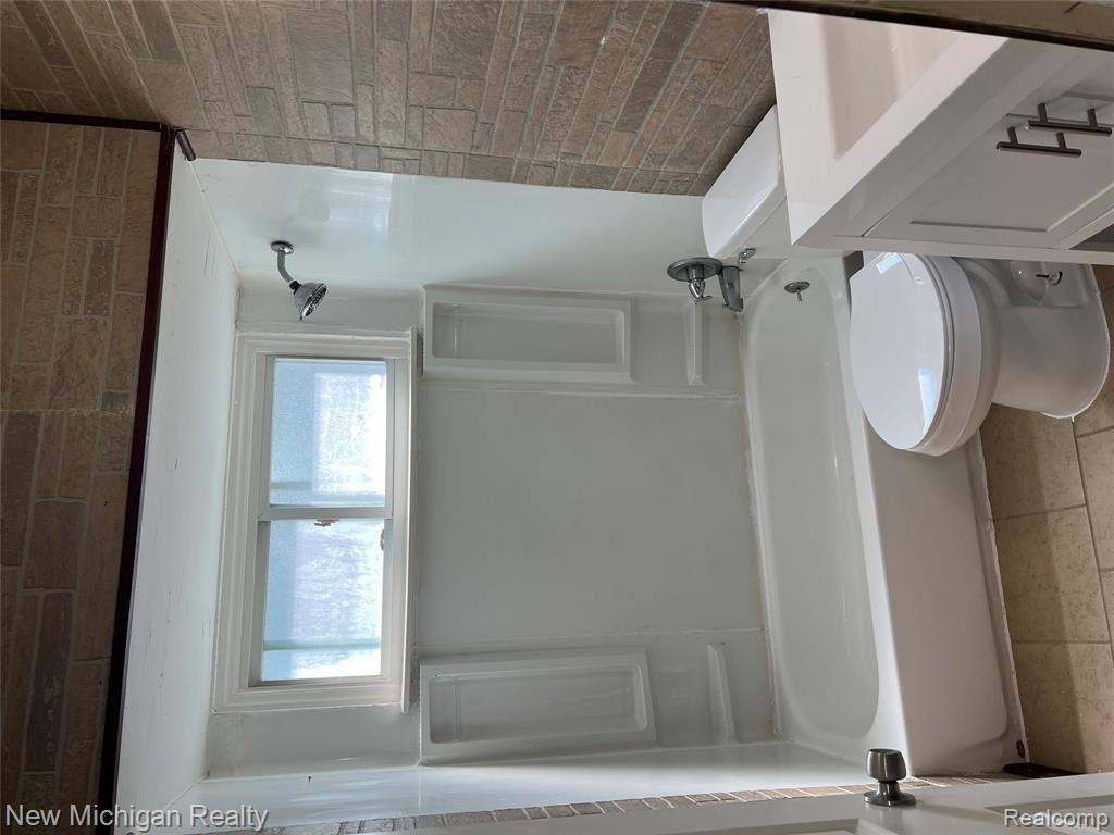 5709 WEDDELL Street, Dearborn Heights, MI 48125 — Photo 15