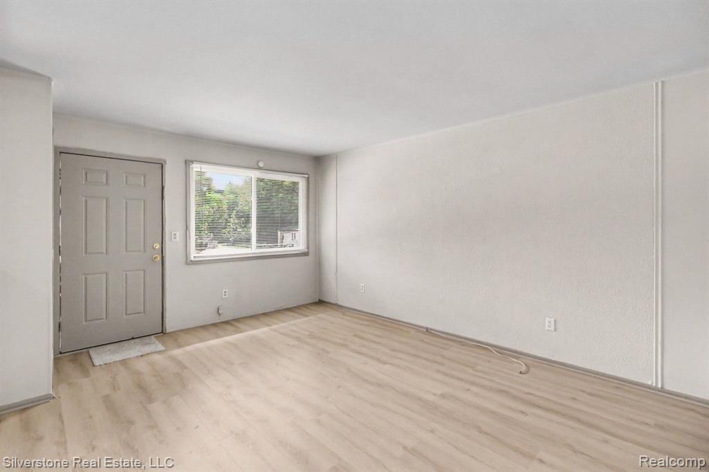 731 Monticello Avenue, Pontiac, MI 48340 — Photo 4