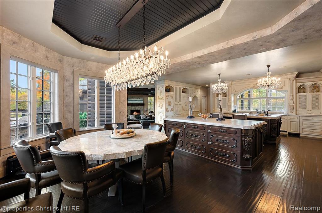 3701 Northwood, West Bloomfield, MI, 48324