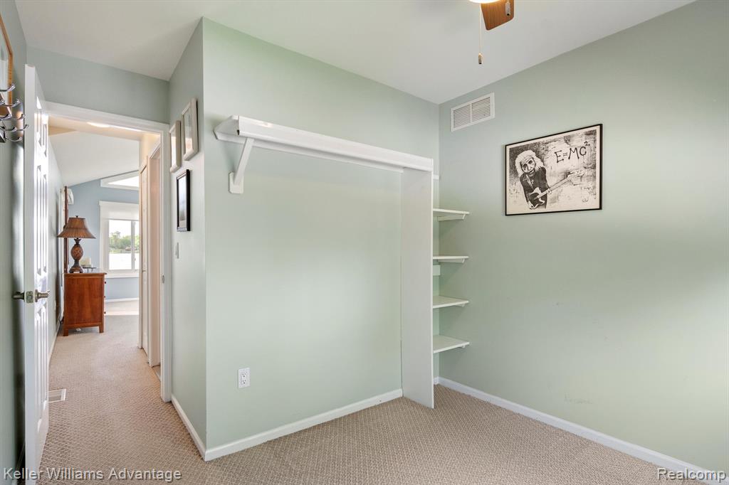 8518 CASCADE Street, Commerce Twp, MI 48382 — Photo 15