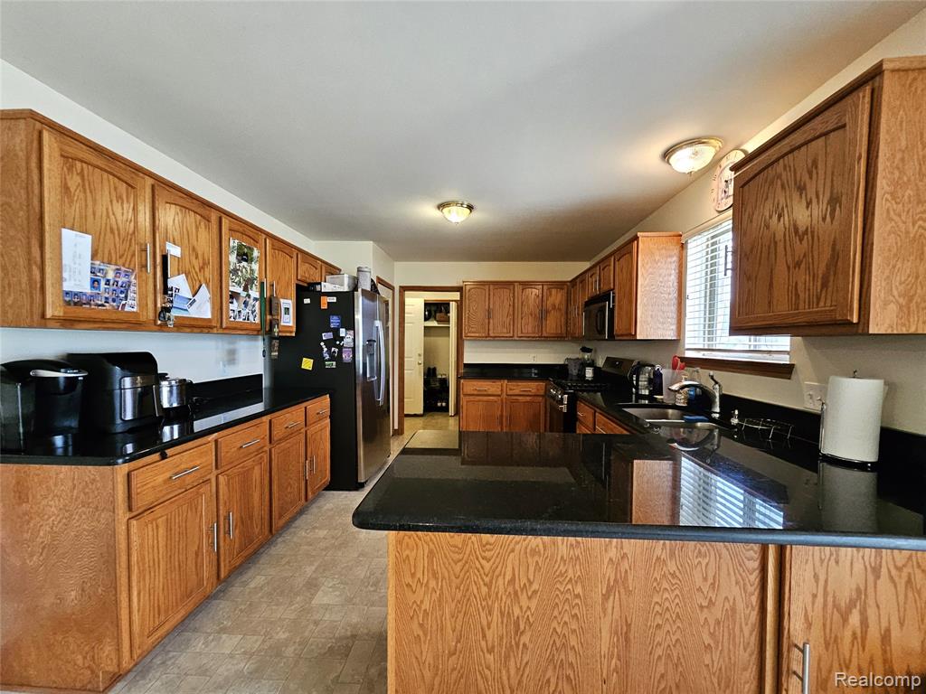 15801 Toulouse, Fraser, MI 48026 — Photo 12