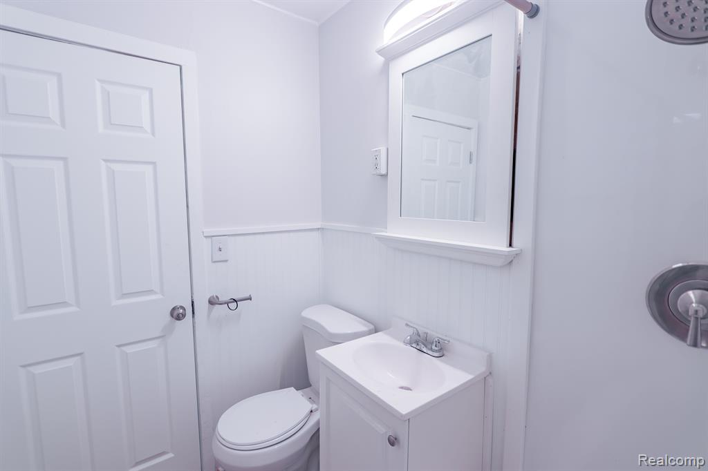 771 2ND Avenue, Pontiac, MI 48340 — Photo 17