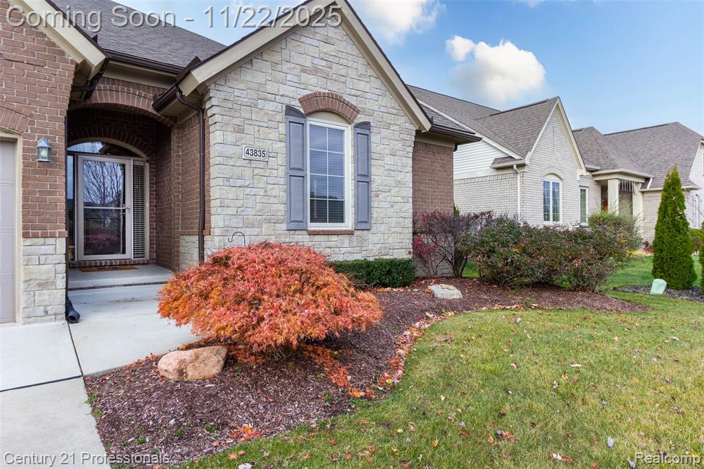 43835 Pheasant Lane, Clinton Twp, MI 48038 — Photo 3