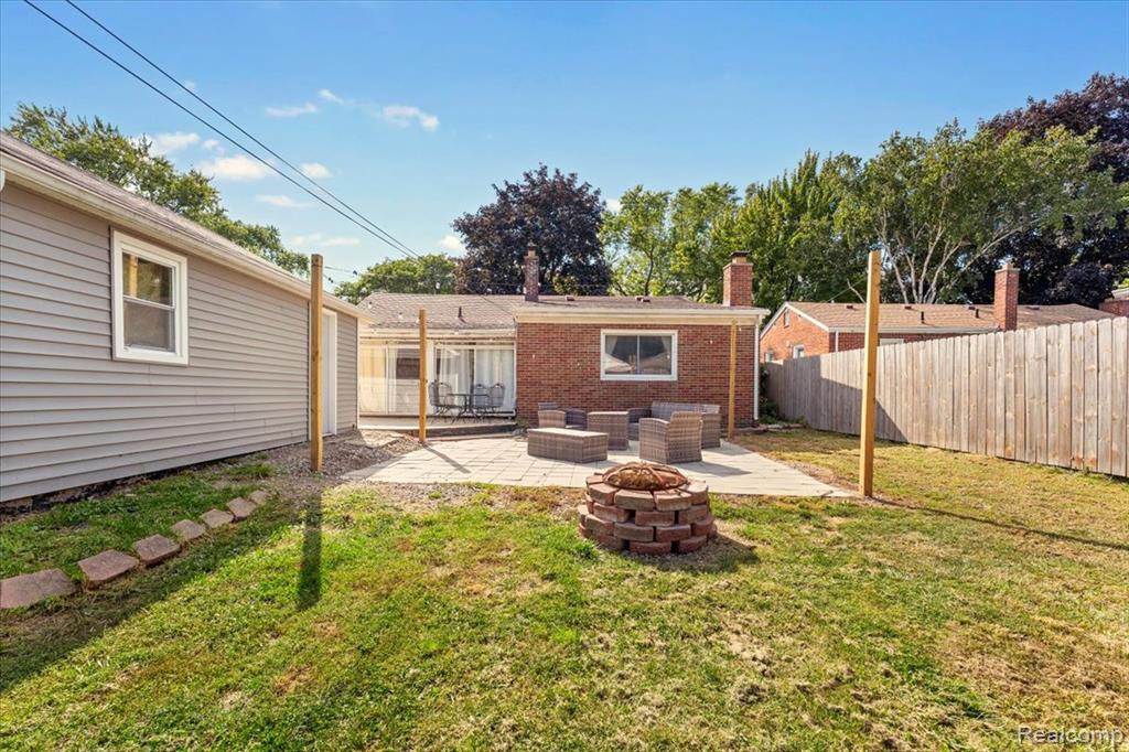 6365 Buckingham Avenue, Allen Park, MI 48101 — Photo 24