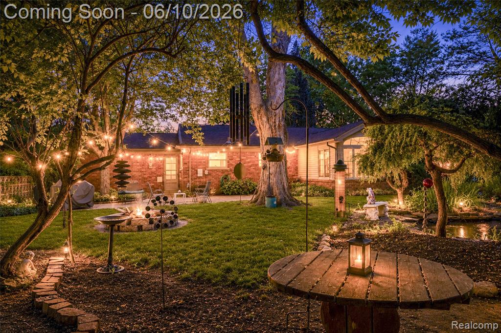 3887 Stonecrest Road, West Bloomfield, MI — Photo 4