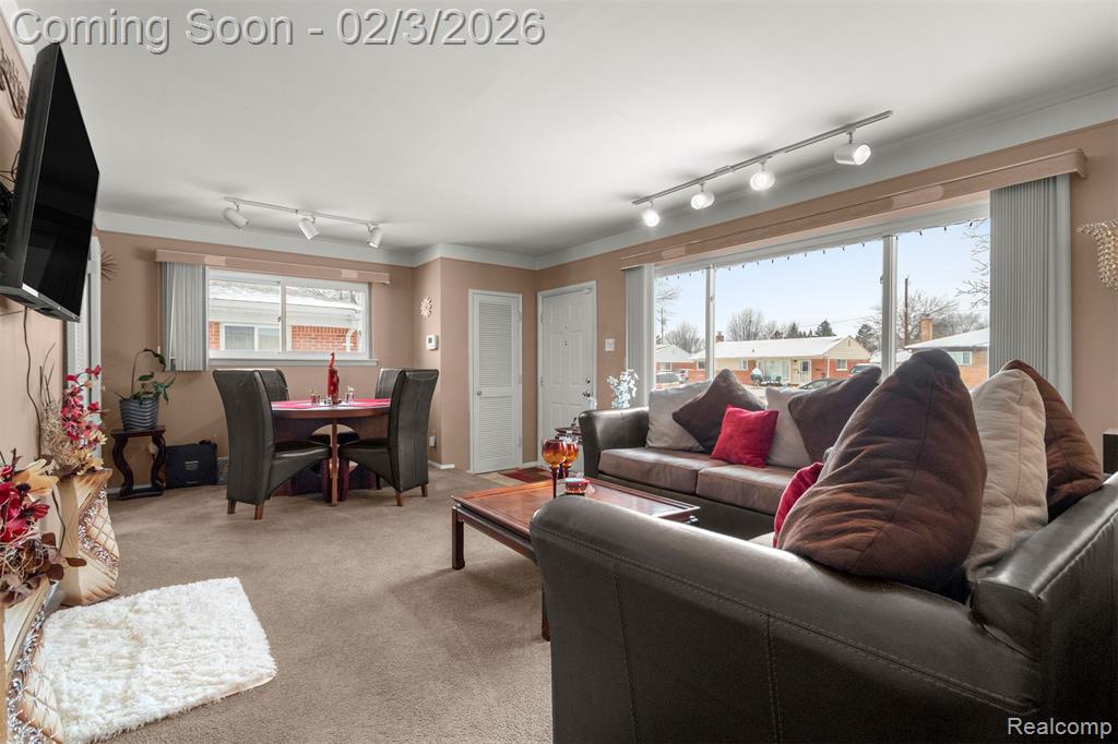 8512 Norborne Avenue, Dearborn Heights, MI 48127 — Photo 5