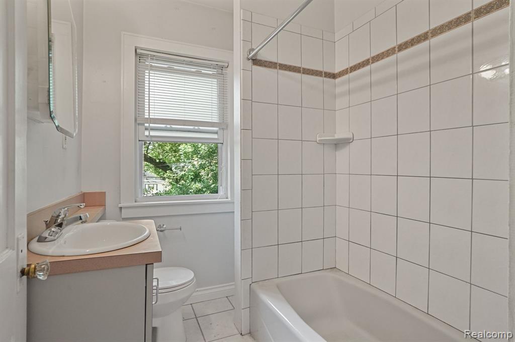 95 AHRENS Street, Mount Clemens, MI 48043 — Photo 18