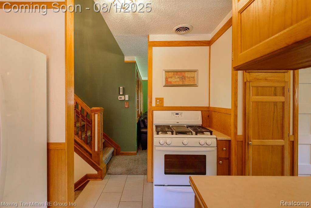 9470 William Street, Taylor, MI 48180 — Photo 10