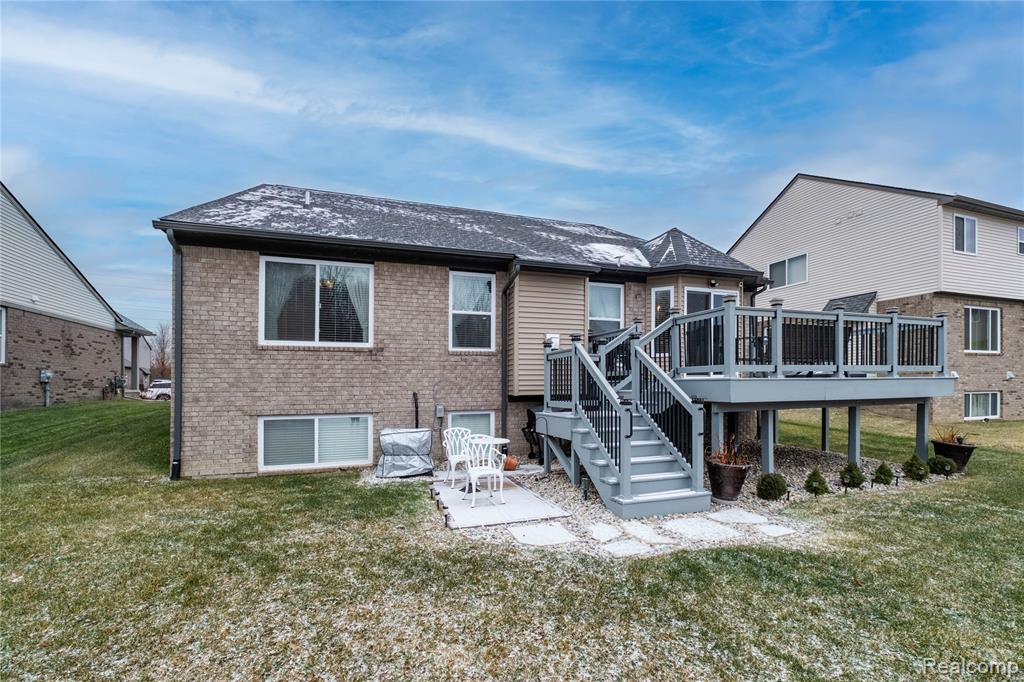 13704 Chester Court, Belleville, MI 48111 — Photo 30