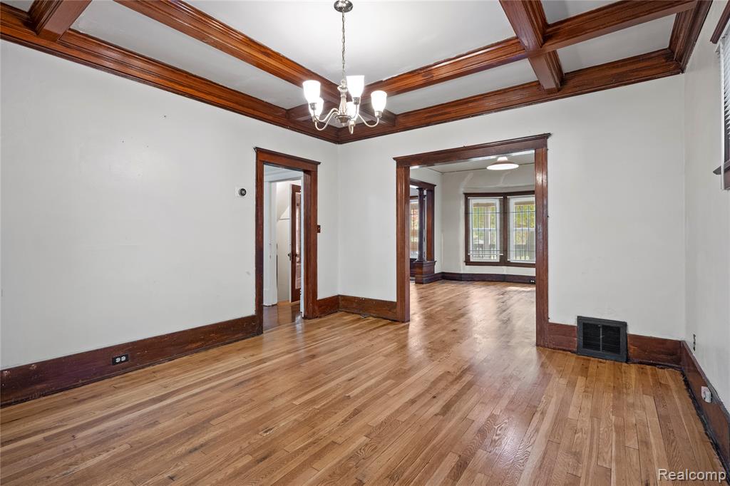 535 Woodland Street, Detroit, MI 48202 — Photo 13