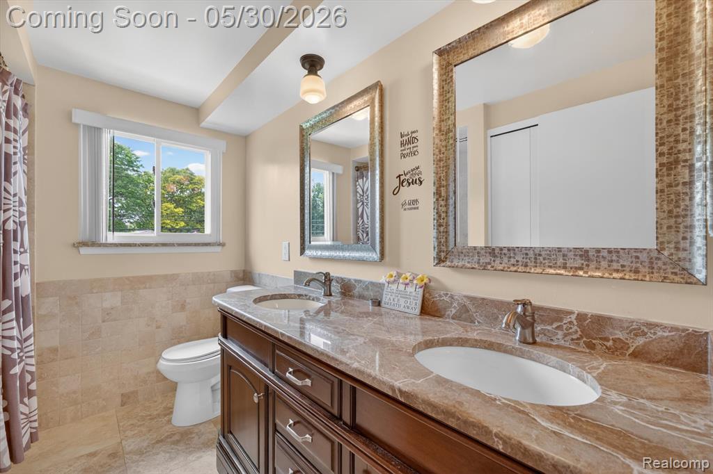 4059 Gatesford Circle Drive, Troy, MI 48085 — Photo 20