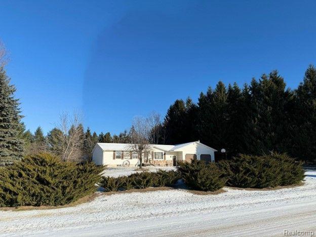 4629 E CLARK Road, Harrisville, MI 48740 — Photo 2