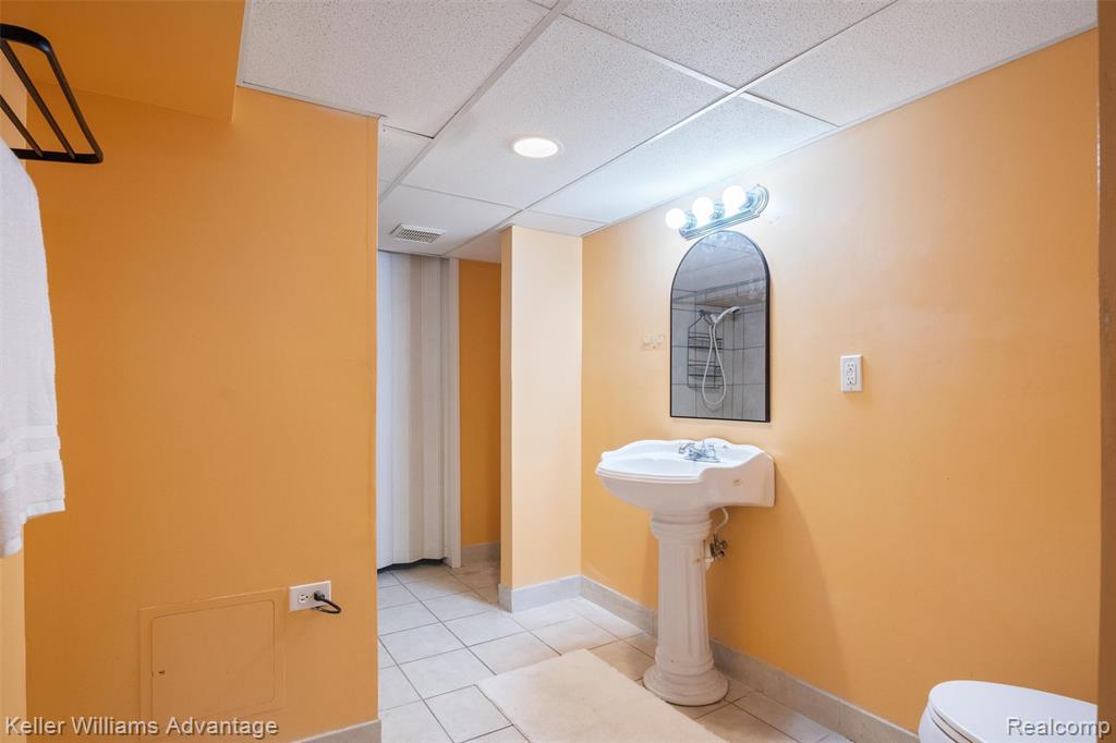 44528 WHITMAN Avenue, Canton, MI 48187 — Photo 22