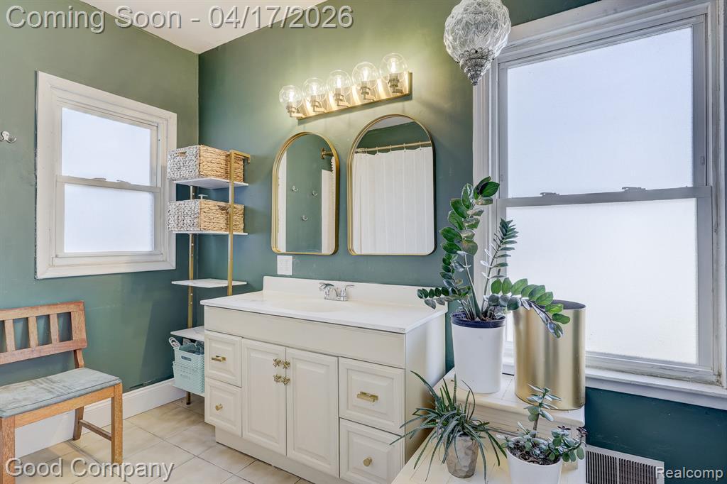 812 E George Avenue, Hazel Park, MI 48030 — Photo 39
