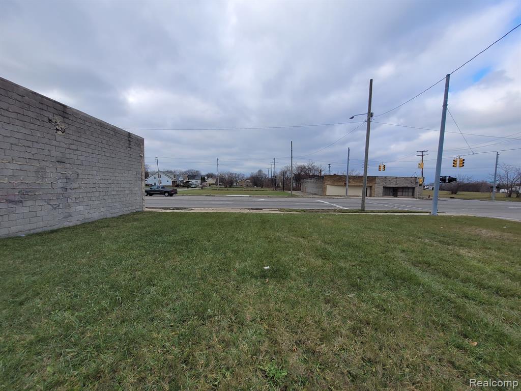 8840 VAN DYKE Street, Detroit, MI 48213 — Photo 7