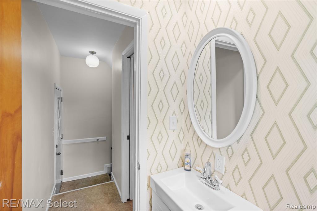 574 Poplar Street, Clio, MI 48420 — Photo 34