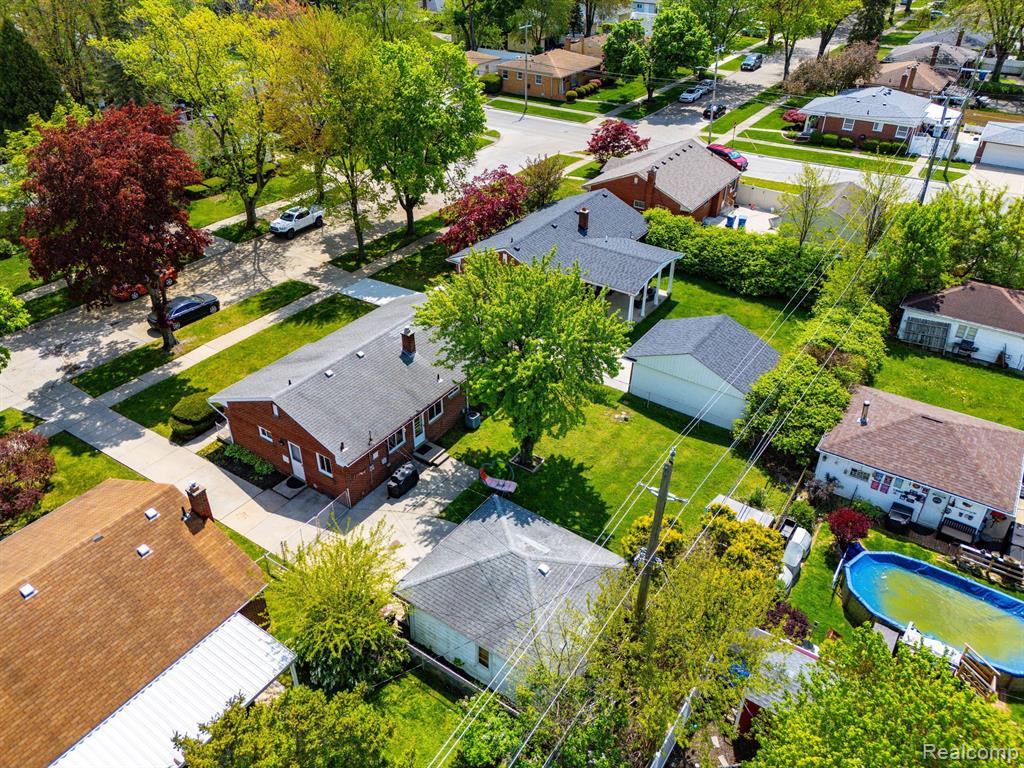 8631 WHITEFIELD Street, Dearborn Heights, MI 48127 — Photo 29