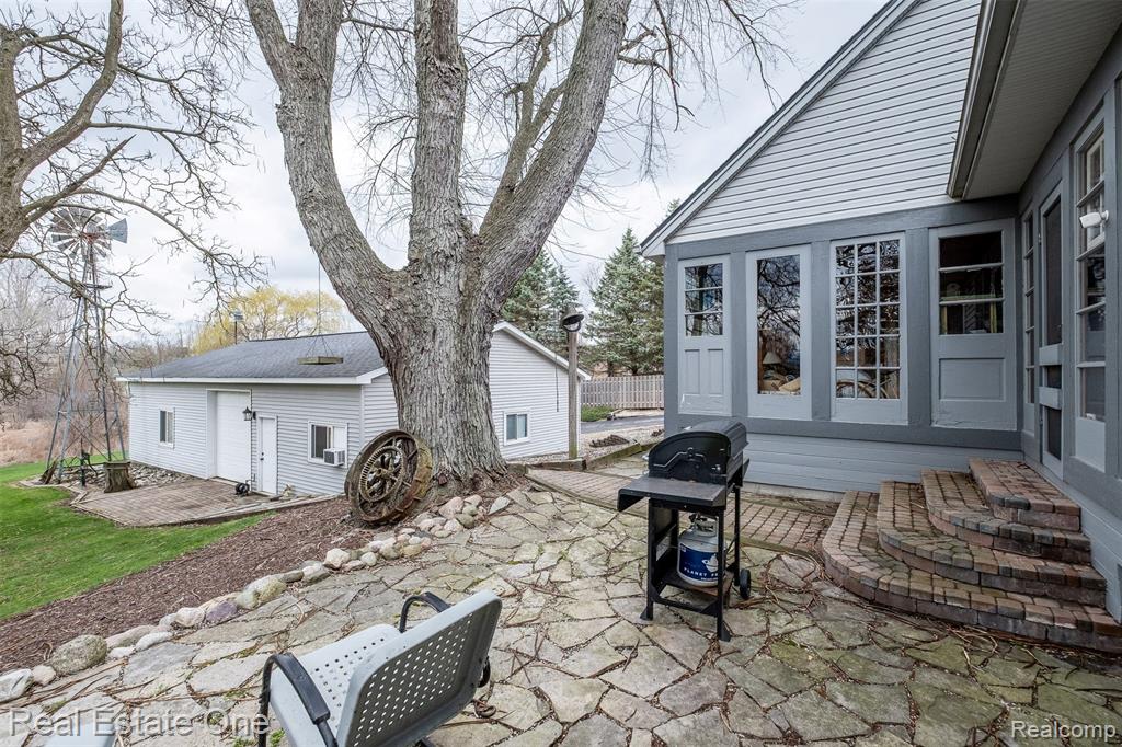 11030 Marshall Road, South Lyon, MI 48178 — Photo 63