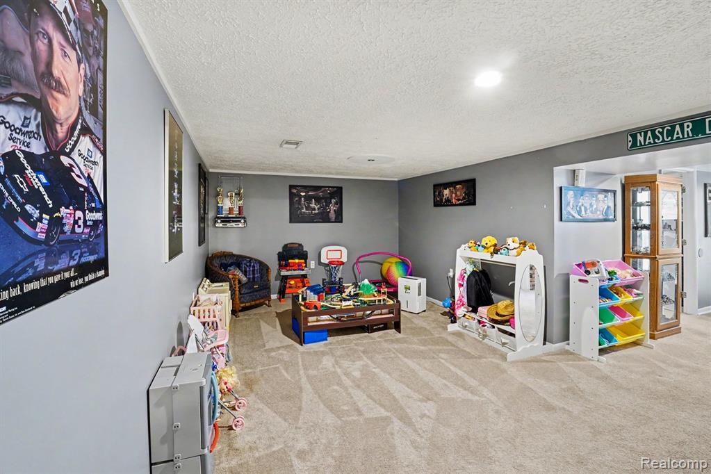 611 Bunny Run Boulevard, Lake Orion, MI 48362 — Photo 20