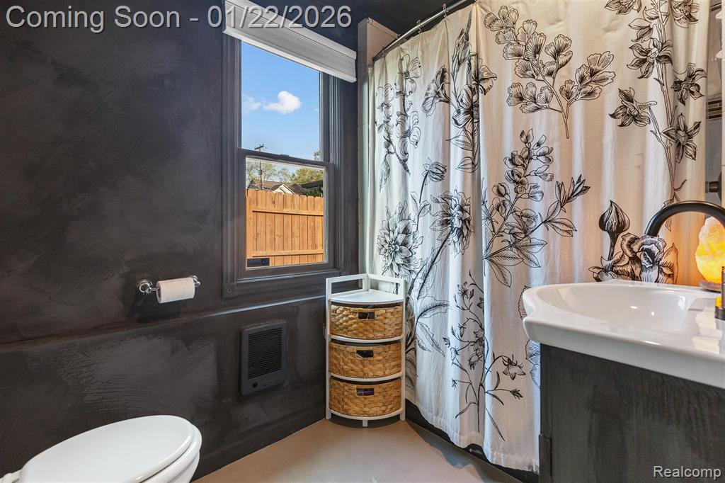 6740 Barabeau Drive, Troy, MI 48085 — Photo 13