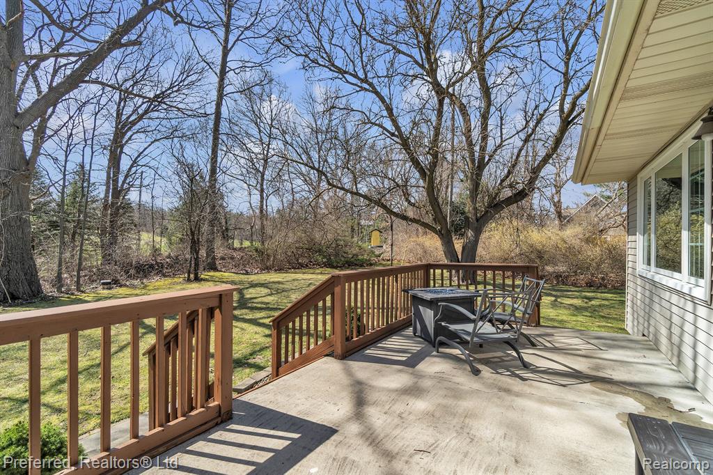 9514 CORNELL Avenue, Clarkston, MI 48348 — Photo 7