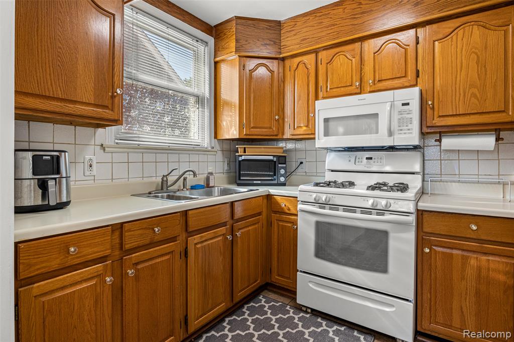 721 Drexel Street, Dearborn, MI 48128 — Photo 8