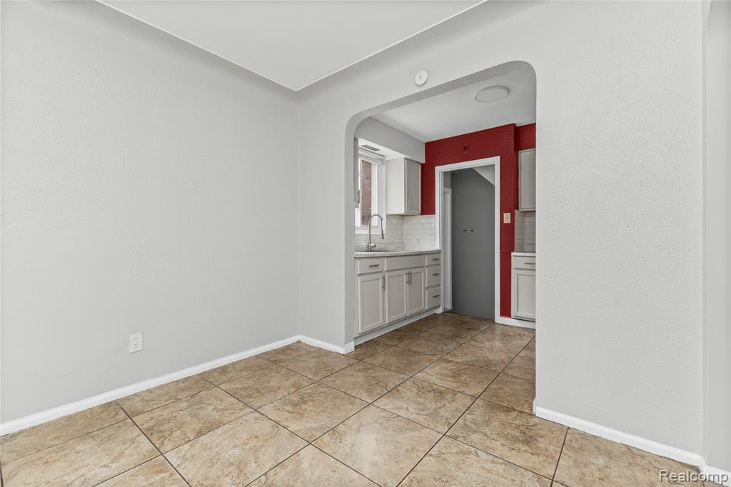 11817 Riad Street, Detroit, MI 48224 — Photo 9
