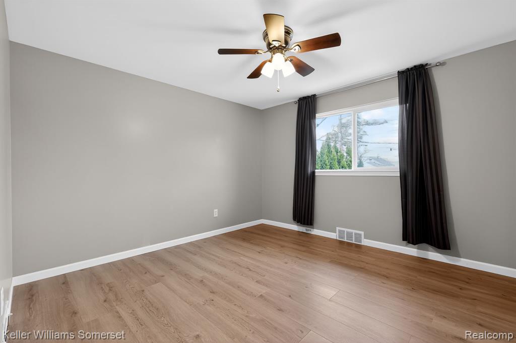 183 Washington Street, Mount Clemens, MI 48043 — Photo 9