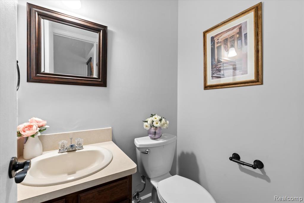 21106 W Glen Haven Circle, Novi, MI 48167 — Photo 16