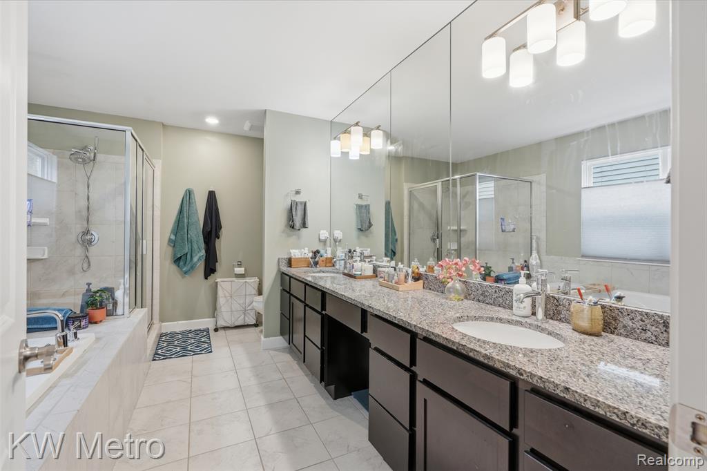 4953 W Stonegate Circle, Lake Orion, MI — Photo 25