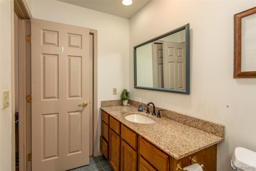 5090 Stone Oak Drive, Jackson, MI 49201 — Photo 31