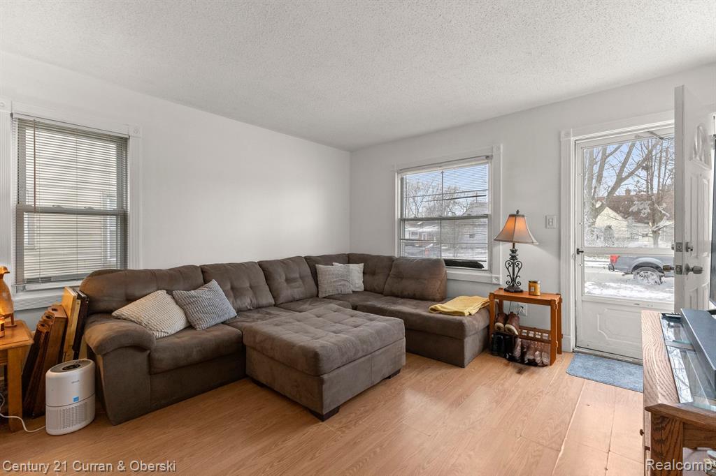 4965 Huron Street, Dearborn Heights, MI 48125 — Photo 3