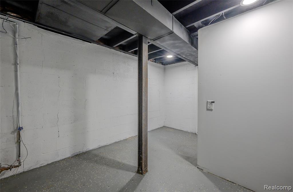 14720 E State Fair Street, Detroit, MI 48205 — Photo 27