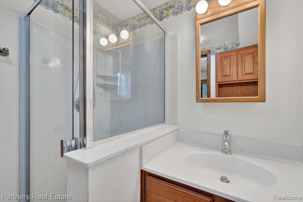415 W Sibley Street, Howell, MI 48843 — Photo 17