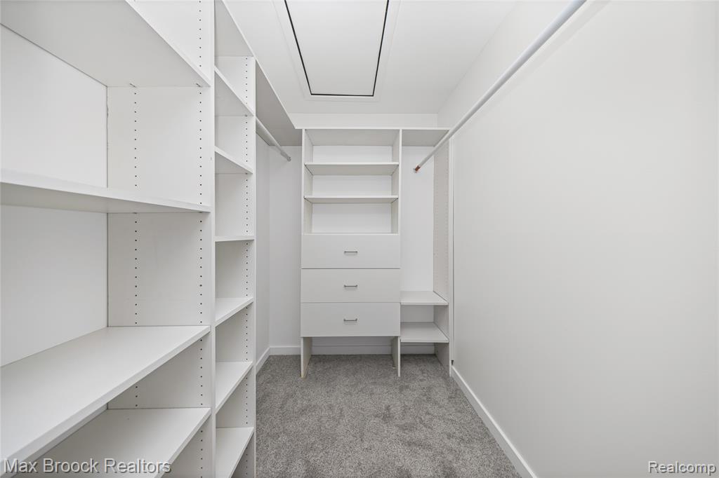 17348 Hilton Street, Southfield, MI, 48075