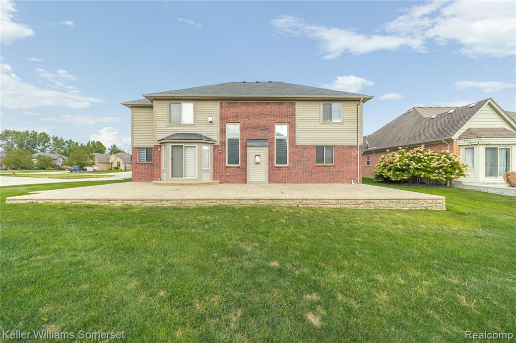 55257 Breton Woods Drive, Macomb, MI 48042 — Photo 54