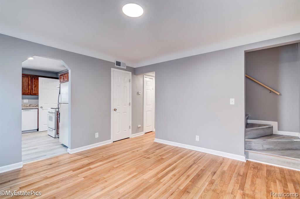 6151 HELEN Street, Garden City, MI — Photo 20