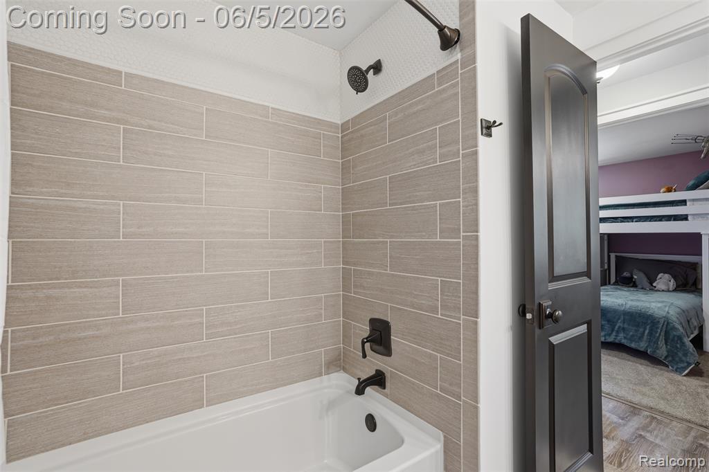 5080 Pleasant Valley Road, Brighton, MI 48114 — Photo 48