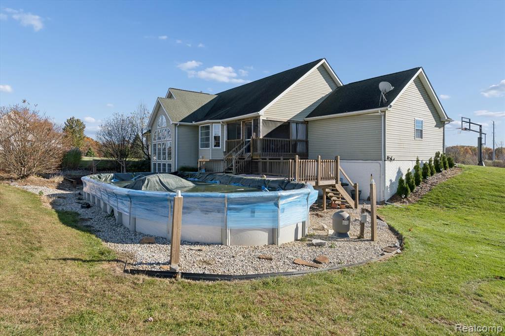 11051 Meadowview Drive, Goodrich Vlg, MI — Photo 39