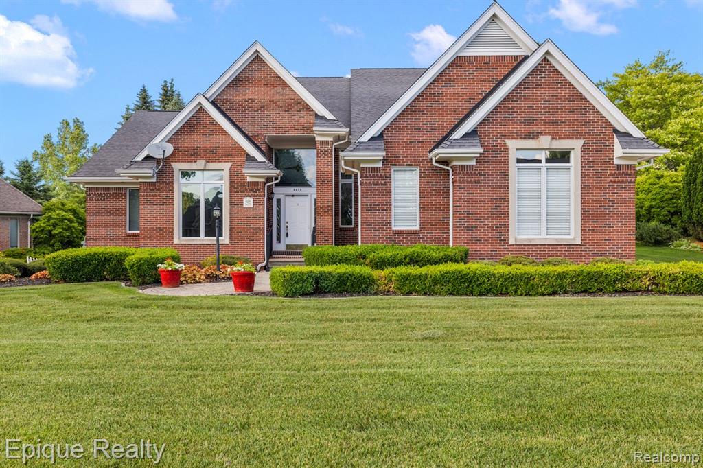 5675 Golf Pointe Drive, Clarkston, MI 48348 — Photo 2