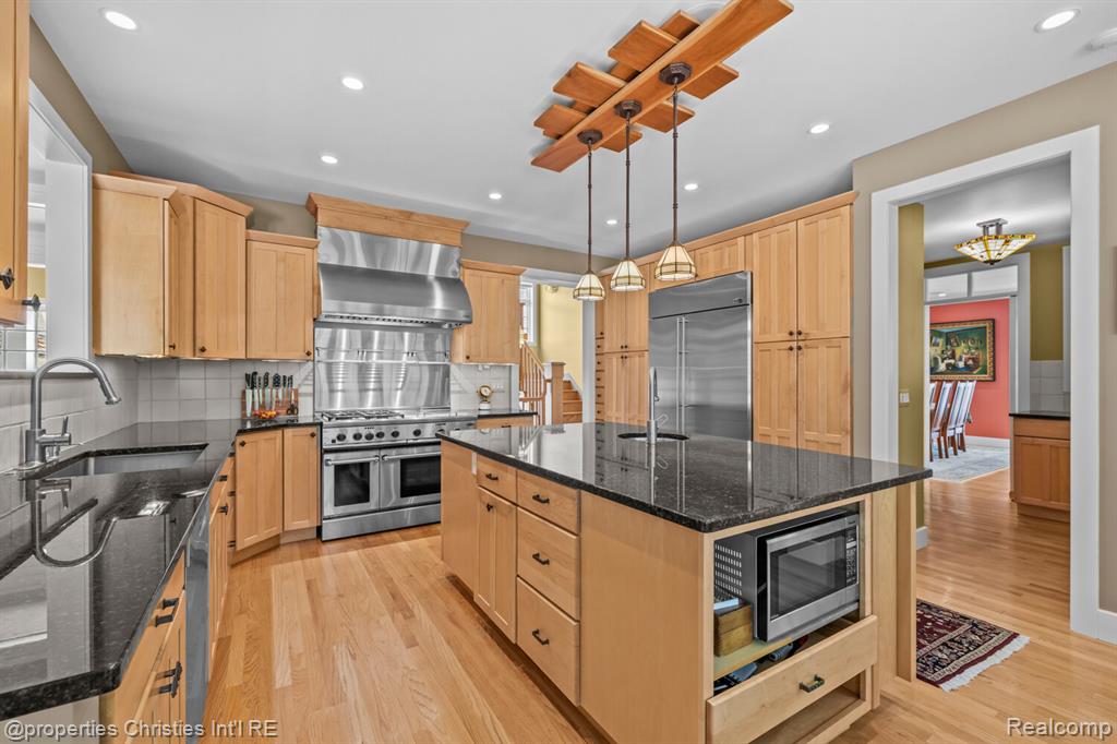1041 Greentree Road, Bloomfield Hills, MI 48304 — Photo 17