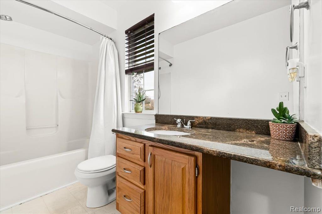3864 HUNTERS WAY, Canton, MI 48188 — Photo 15