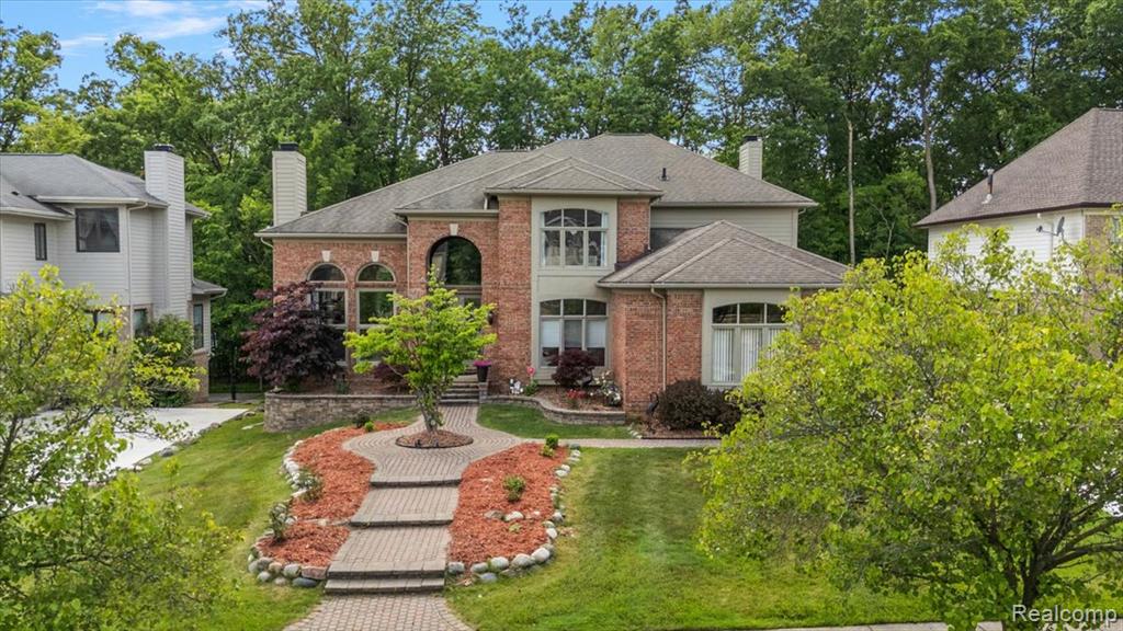 6280 Branford Drive, West Bloomfield, MI — front exterior