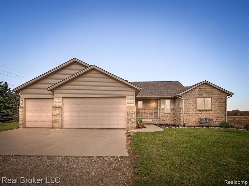 7265 Wood Pointe Drive, Almont, MI 48003 — front exterior