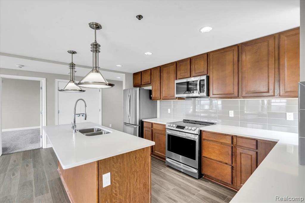525 W Lafayette Boulevard, 18E, Detroit, MI 48226 — Photo 14