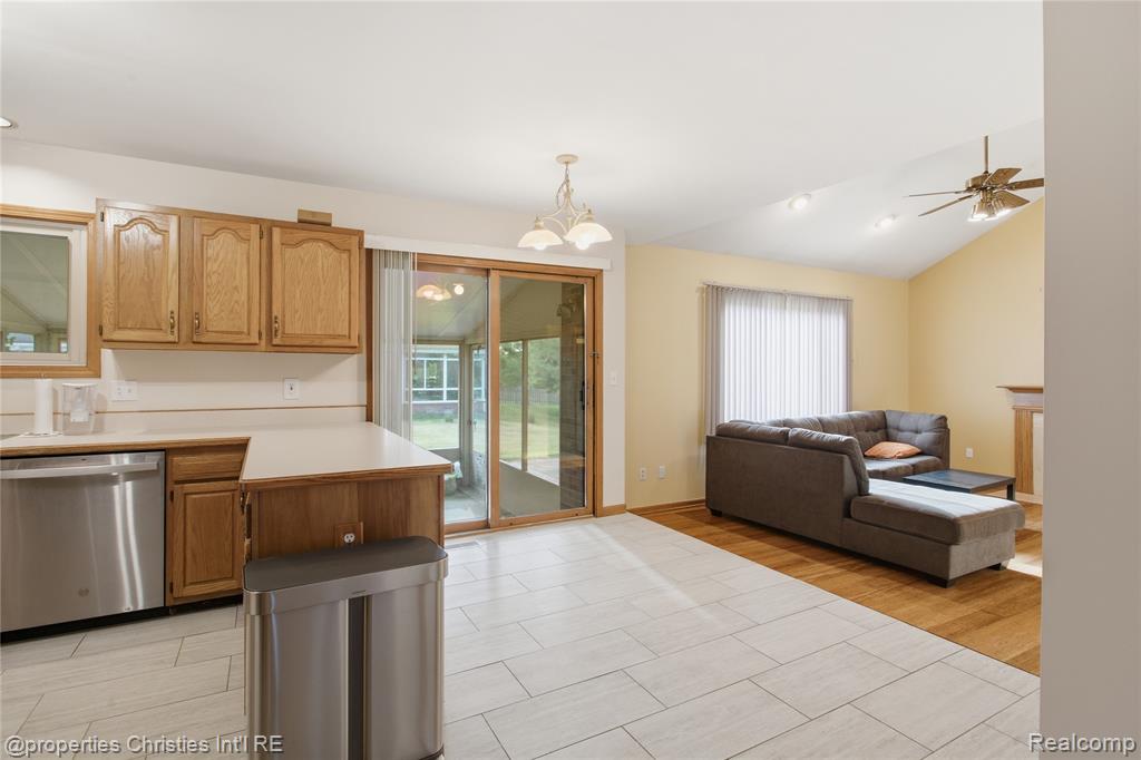6474 Bedview Drive, Saline, MI 48176 — Photo 15